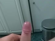 Dal ragazzo cicciottelo fa fuoriuscire il latte della buonanottenotte