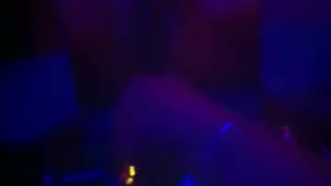 Greek wife use dildo in front of a mirror. Ελληνίδα γαμιεται με δονιτη μπροστά στον καθρέφτη