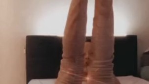 Sweets Twerking in Thongs