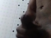 Masturbandome en la ducha 