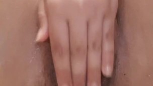 MORENA MASTURBÁNDOSE MUY DELICIOSO