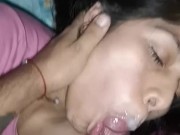 Hermosa mamada de pequeña joven latina 18 y corrida en la cara y en la boca - cuarentena 3/16