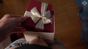 Karneli Bandi got a dick in a box and tried it in her tight ass.