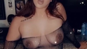 ONLYFANS-dot-COM/SEXIMILF to see my whole squirt video!!