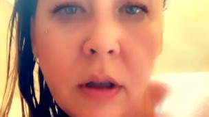 Invitation to milf bath