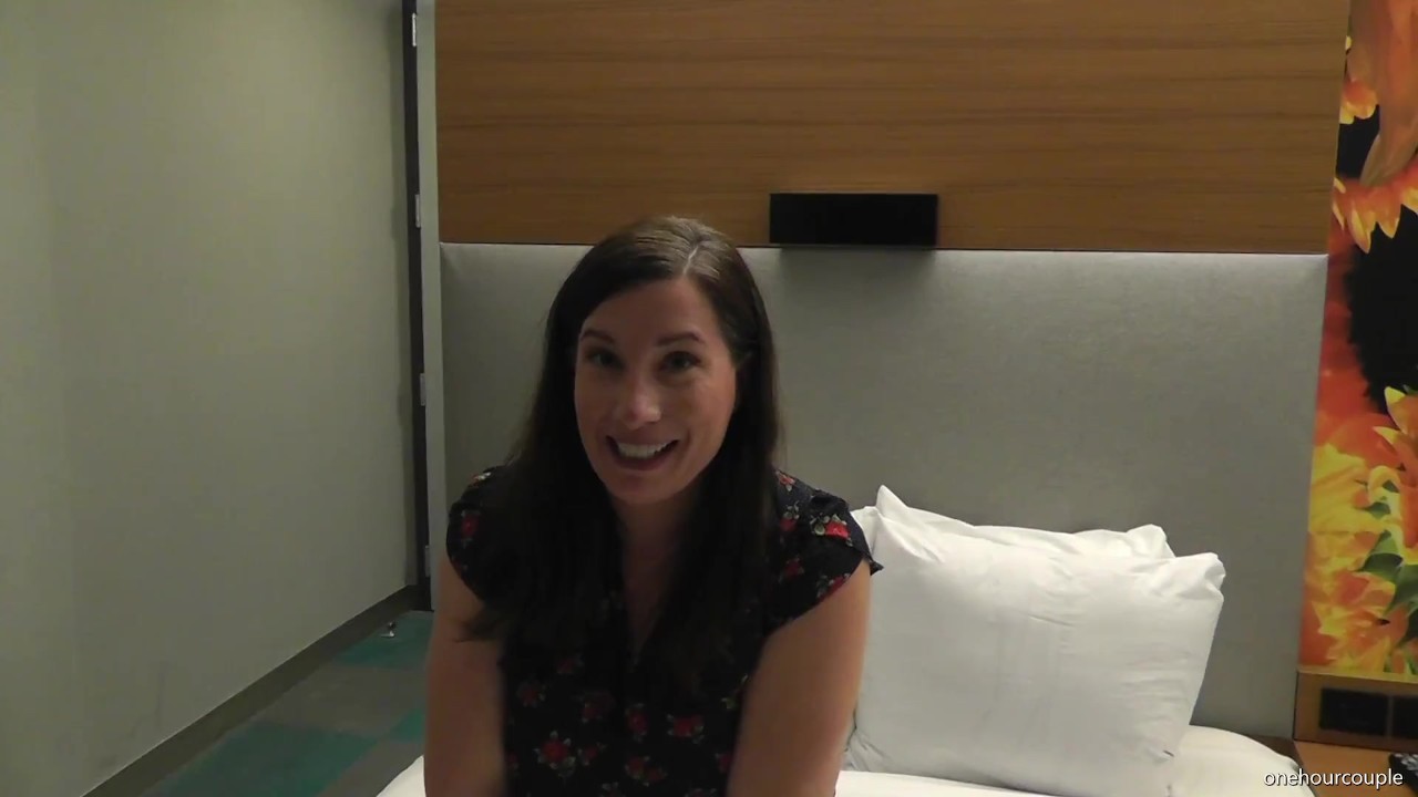 WIFE'S INTERVIEW BEFORE SHE TAKES HER FIRST BBC! - Darmowe seks wideo - RedTube