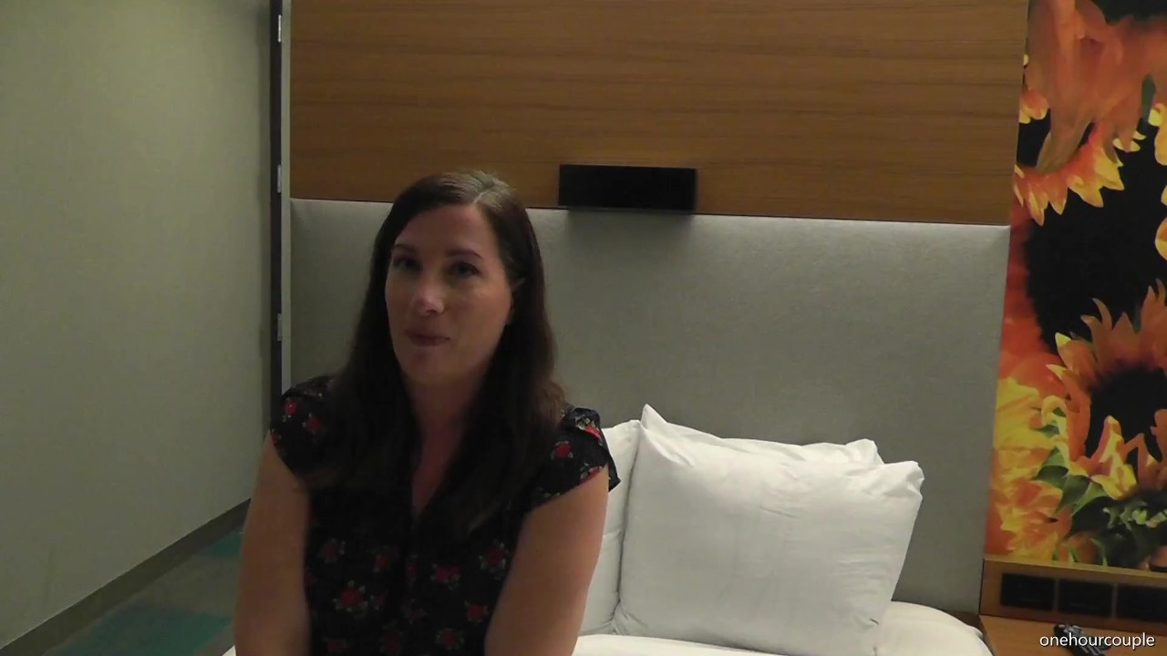 WIFE'S INTERVIEW BEFORE SHE TAKES HER FIRST BBC! - Darmowe seks wideo - RedTube