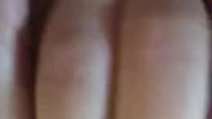Wife uses Womanizer whole hubby is away