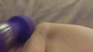 BBW squirts three times from wand