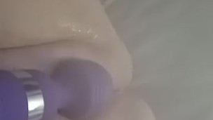 BBW slut squirts all over walls