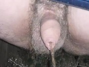 Outdoor piss