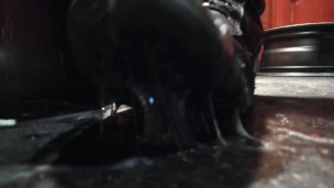 I want to make yopur wetting by my saliva