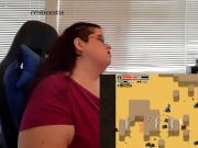 BBW MILF playing Nuclear Throne