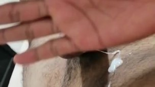 Masturbándome en mi cuarto