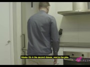 For women | Estrenando al joven gigolo en su primer trabajo. Latino caliente de polla grande 4/16