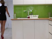 MILF se folla al fontanero porque no puede pagar la factura 1/16