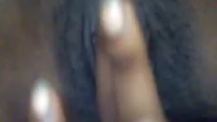 Young ebony pussy play 