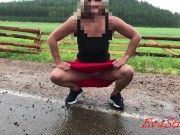 milf pees by the road 4K 4/16