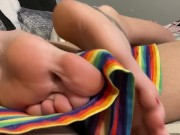 Ted toes teasing  - Screenshot 13 of 16 - Foot