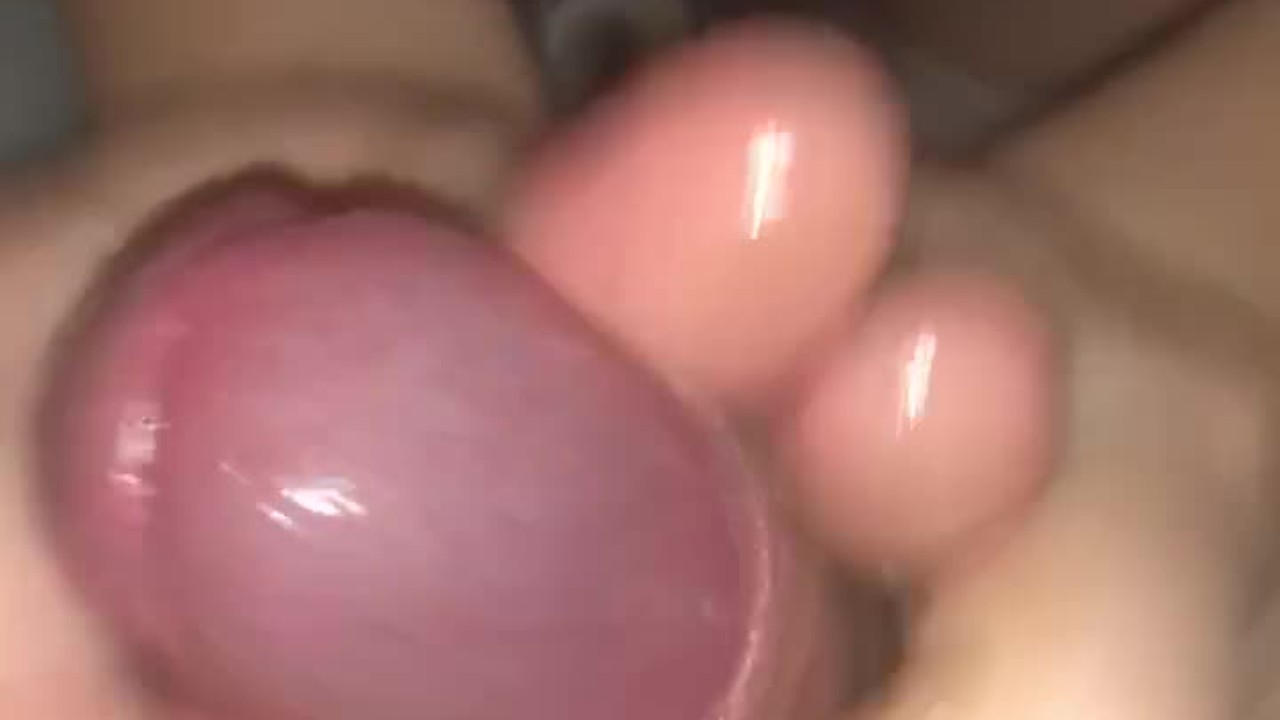 Hot guy moaning and cumming. Close up cumshot, asmr handjob - 無料セックスビデオ - RedTube