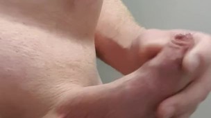 Extrem Pissing in a Restroom with hard cook 