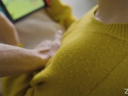 Petite gameuse gagne une bonne baise - Amateur LesPhiLou 1/16