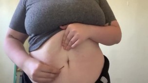 Showing off my outfit with some teasing and belly play