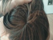 CHICA DE TETAS GRANDES NATURALES OBTIENE SU ANSIADO ESPERMA DIARIO 2/16