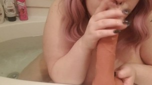 Cute bbw boobjob 