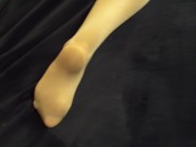 Shiny pantyhose 4/16