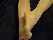 Shiny pantyhose 6/16