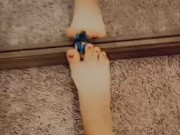 Giantess Annihilates Men