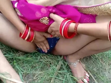Indian desi village bhabhi outdoor fucking