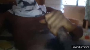 HUGE DICK MASTURBATION COMES WITH HUGE CUM SHOTS 