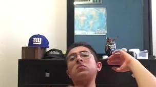 Orgasmo arruinado. Hace tiempo frotando mi verga pensando en el gran trasero de Abella Danger.