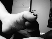 Footjob - Screenshot 10 of 16 - Foot Worship