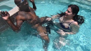 BBW Porn house pool party