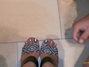 Shoe Fuck with cumshot on toes 1/16