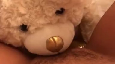 TEDDY BEAR LICKS MY PUSSY TO ORGASM!