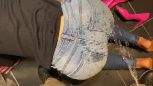 He Pee on my Ass in Jeans