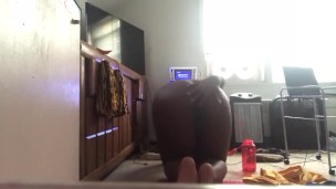 Big thick ass twerk