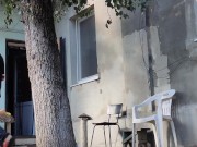 I bask in the sun in the morning. 16/16