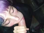 ШКОЛЬНИЦА СОСЁТ ЧЛЕН НА УЛИЦЕ 7/16