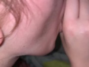 Je la chauffe pour la baiser, elle me fais jouir rapidement sur ses seins. 9/16