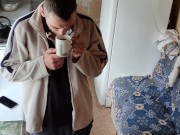 I make myself coffee for lunch.