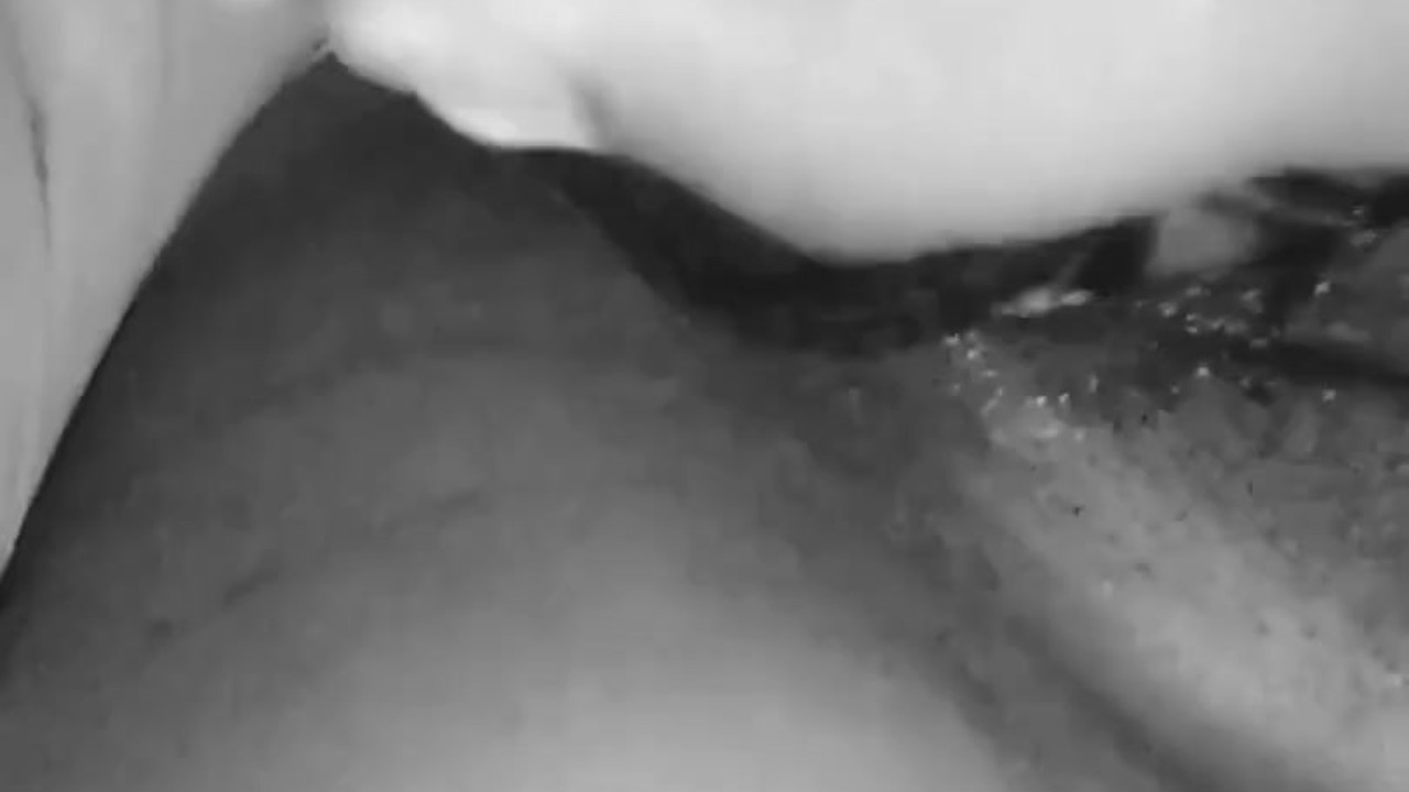Fucking my tight pussy with a bottle  - Free Sex Video - RedTube