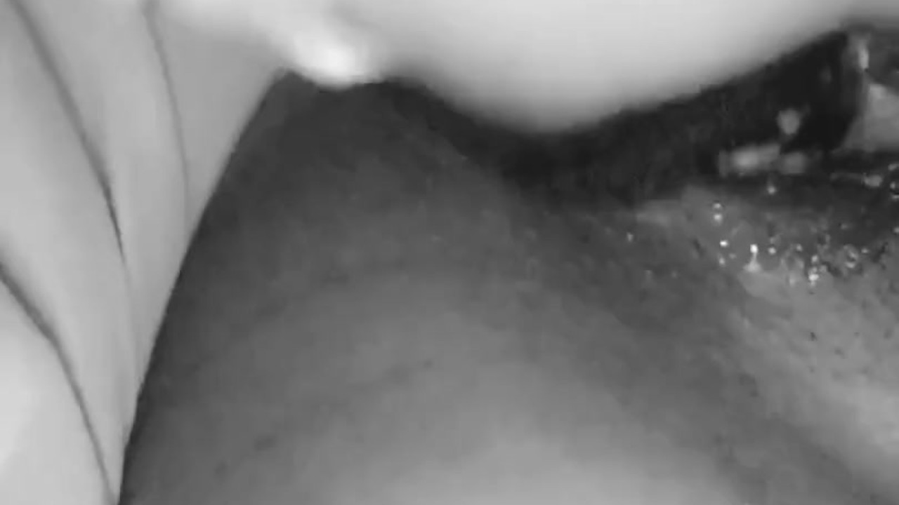 Fucking my tight pussy with a bottle  - Free Sex Video - RedTube
