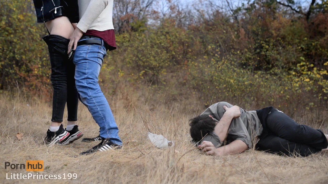 Very risky sex next to a strange man on the street! With conversations! - Free Sex Video - RedTube