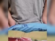 Gimiendo mientras monto un dildo