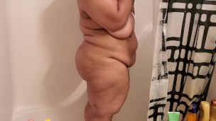 BBW Showers Then Masturbates